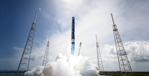 This Chinese company is taking on SpaceX with carbon fiber.